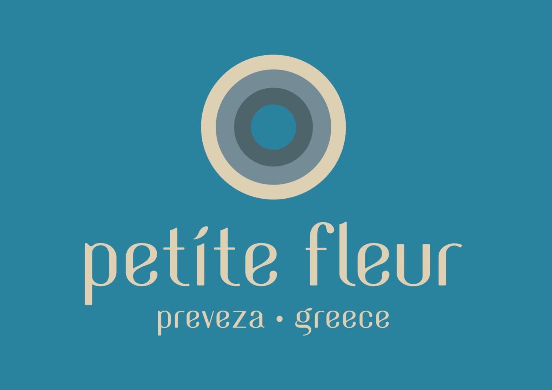 普雷韦扎Petite Fleur公寓 外观 照片